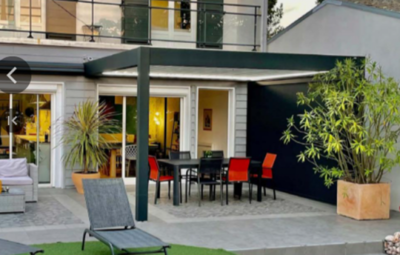Faire poser une pergola en aluminium pour un extérieur proche de Saint-Valéry-en-Caux 76