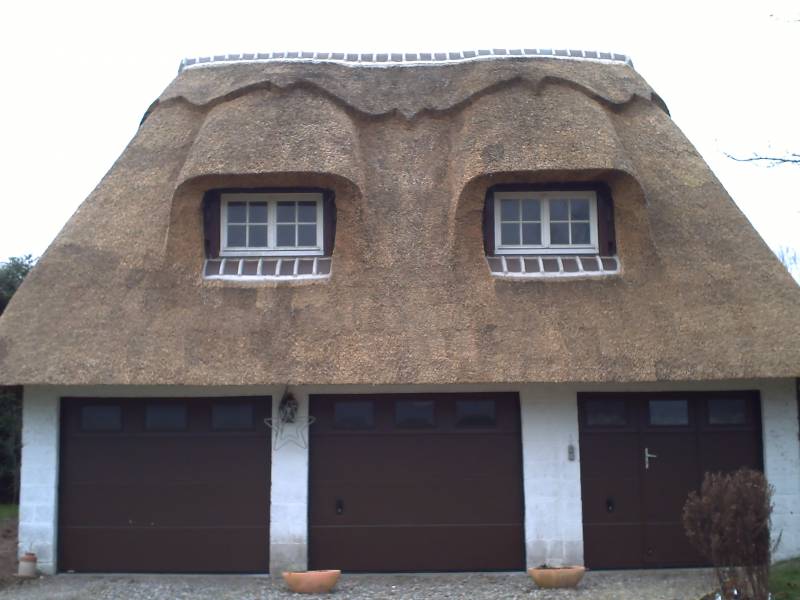 Vente de portes de garage isolantes pour particuliers à Saint-Valery-en-Caux en Seine-Maritime 76